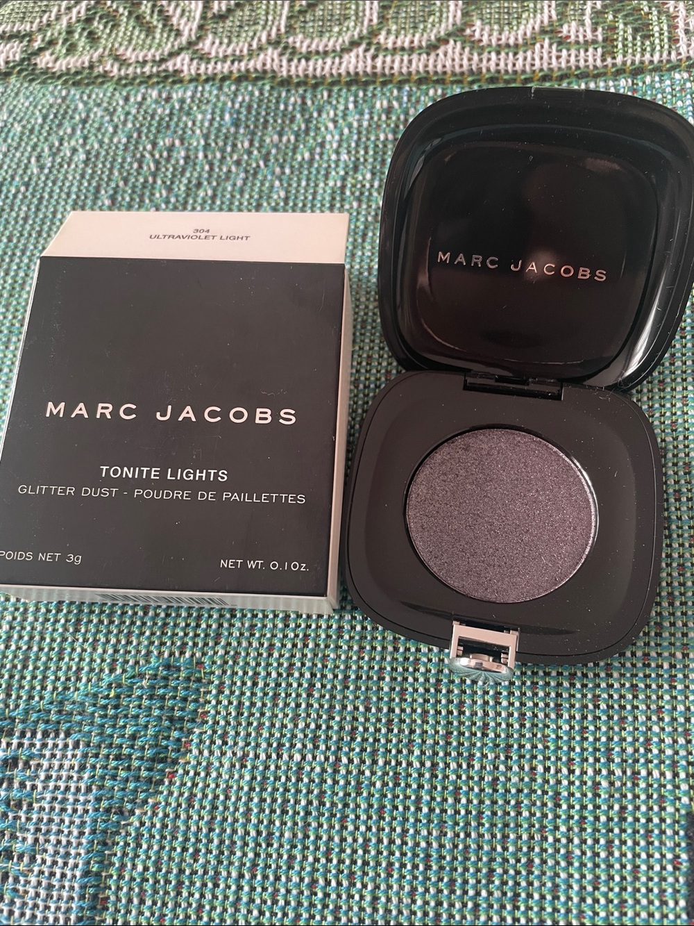 BNIB - Marc Jacobs Tonite Lights Glitter Dust Eyeshadow - Ultraviolet Light